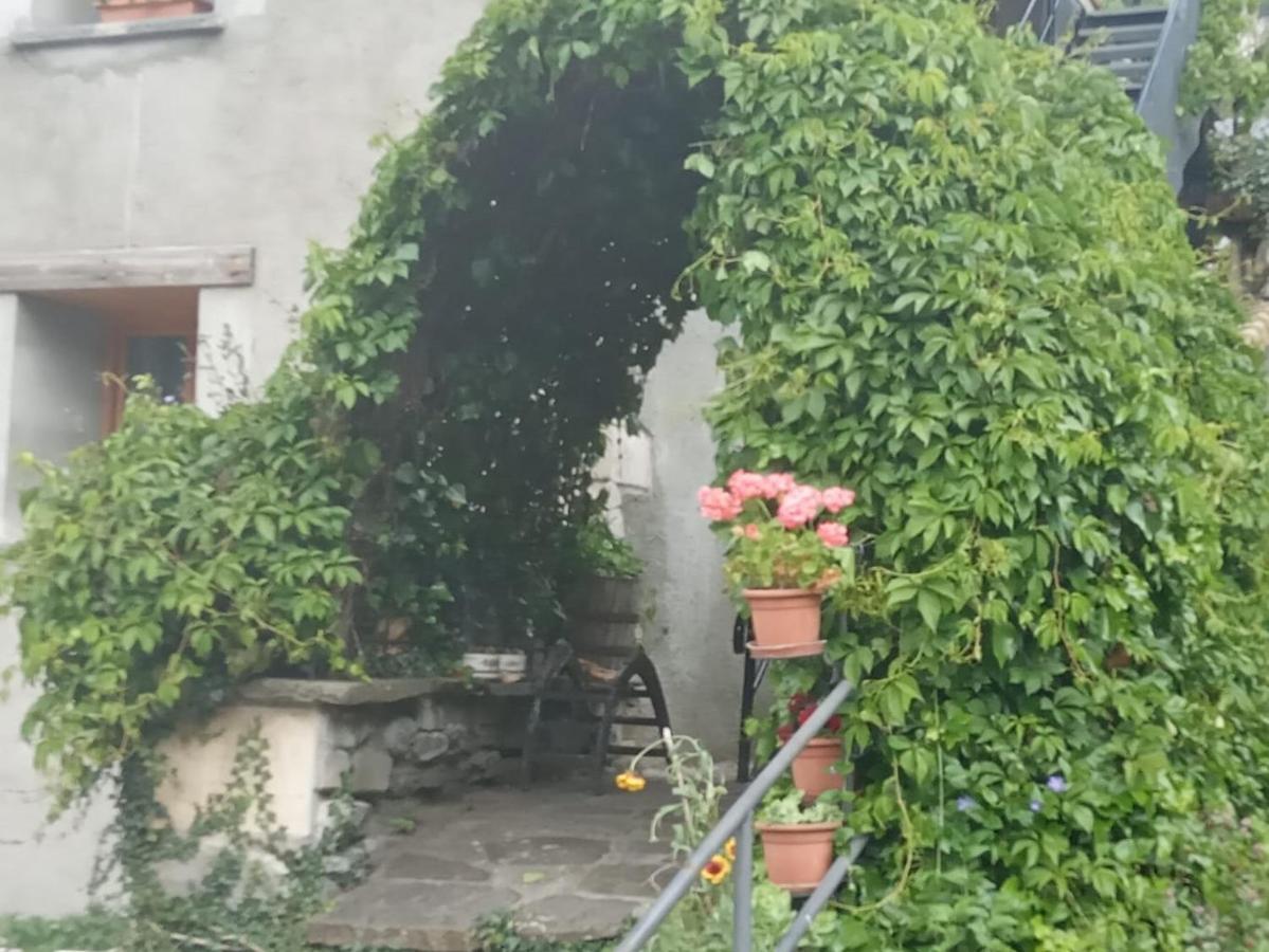 Appartamento Ático-Duplex Basa la Mora Saravillo Esterno foto
